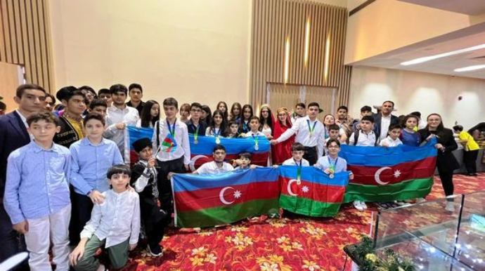 Sinqapurda keçirilən Beynəlxalq Olimpiadada azərbaycanlı şagirdlər medallar qazandılar  - FOTO