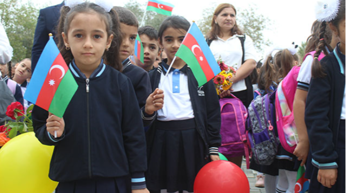 Dərslər Formula 1-ə görə gec başlayacaq? - Rəsmi AÇIQLAMA 