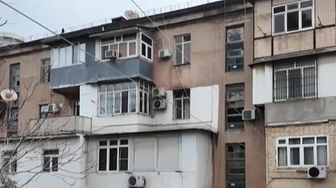 Bir neçə abonentin borcuna görə binaya istiliyin verilməsi niyə dayandırılır? - RƏSMİ AÇIQLAMA   - VİDEO