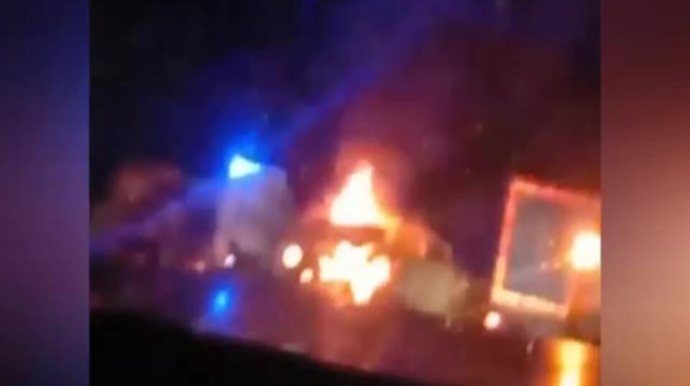 Dəhşətli qəza:  Avtomobildə diri-diri yanaraq öldü - VİDEO 