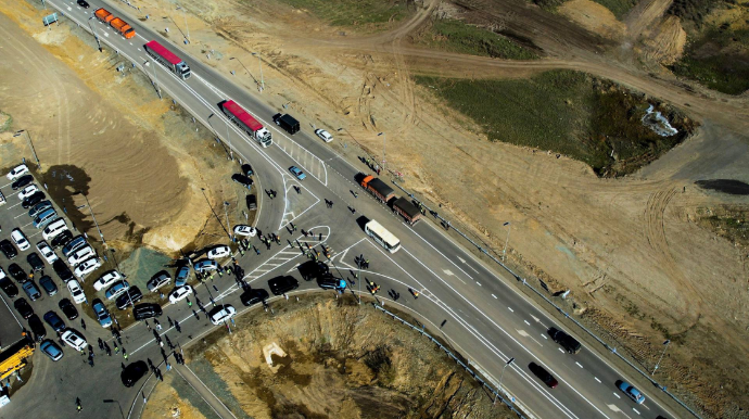 Новая магистраль связала центральные и восточные регионы Казахстана с Китаем