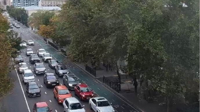 Bu yollarda tıxac var - SİYAHI