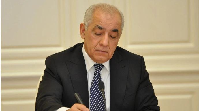 Baş nazirdən milli valyutanın transsərhəd daşınması barədə QƏRAR 