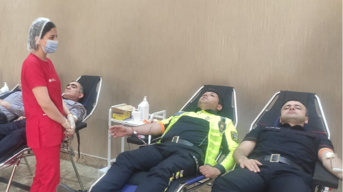 Baş Dövlət Yol Polisi İdarəsində qanvermə aksiyası keçirilib - FOTO