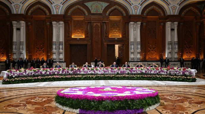 İlham Əliyev MDB liderlərinin şərəfinə təşkil olunan rəsmi qəbulda - FOTO