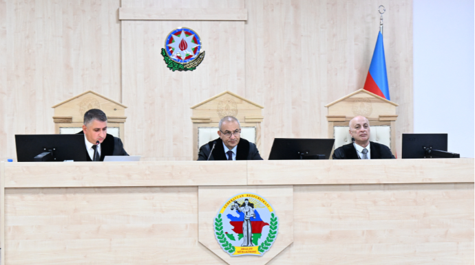 Zərər çəkmiş şəxslər məhkəmədə ifadə veriblər - FOTO