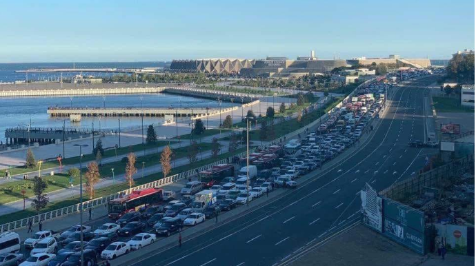 Bakının bəzi küçələrində hərəkət məhdudlaşdırılacaq 