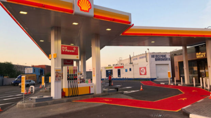 Shell  продает сеть заправок в России