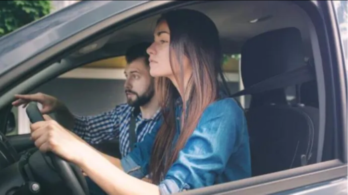 "Qadınlarda analıq hissi və ehtiyatlı davranış qəzaların qarşısını alır" - Nəqliyyat eksperti 