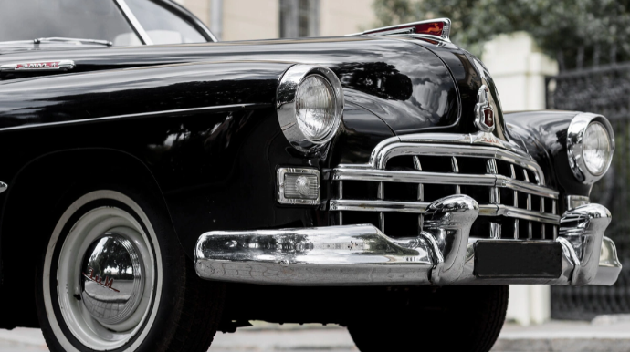 Moskvada nadir QAZ-12 ZİM sedanı satışa çıxarıldı - FOTO