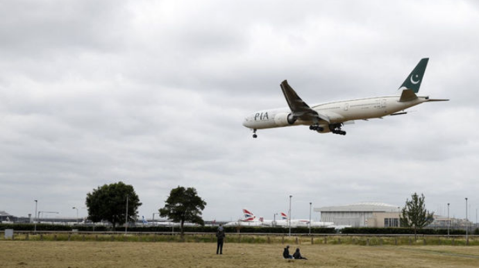 Kabil aeroportuna ilk beynəlxalq kommersiya uçuşu  baş tutub