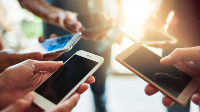 Azərbaycanda mobil rabitə operatorlarının gəlirləri açıqlanıb