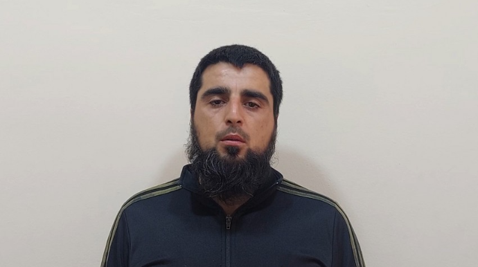 Gəncədə qanunsuz olaraq odlu silah saxlayan şəxs saxlanılıb  - FOTO