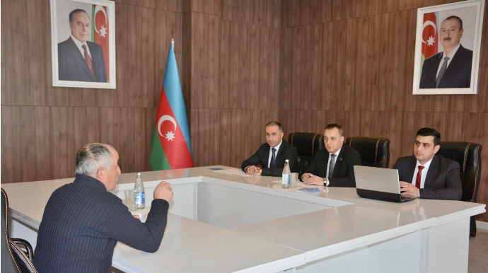 Deputat Vüqar İskəndərov vətəndaş qəbulu keçirdi - FOTOLAR 