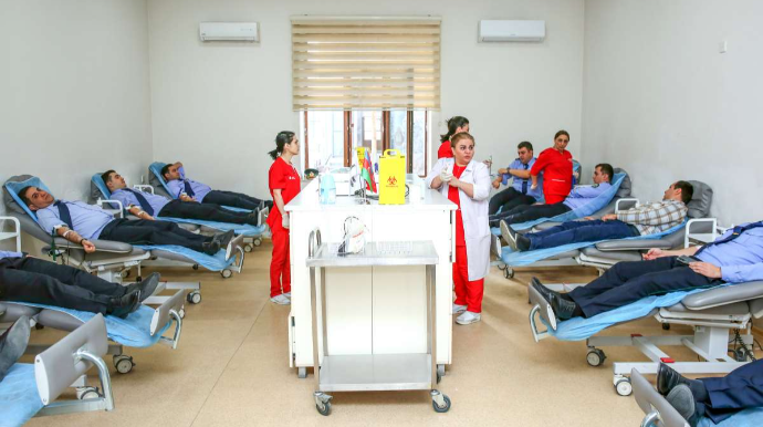 Gömrük əməkdaşları könüllü qanvermə aksiyasında iştirak edib  - FOTO