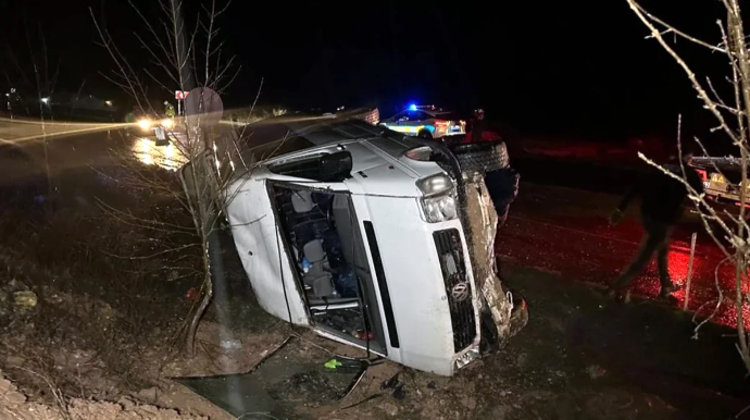 Türkiyədə yol qəzası olub, 17 nəfər xəsarət alıb