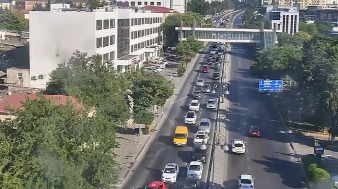 На каких улицах Баку 24 июля наблюдаются транспортные заторы? 