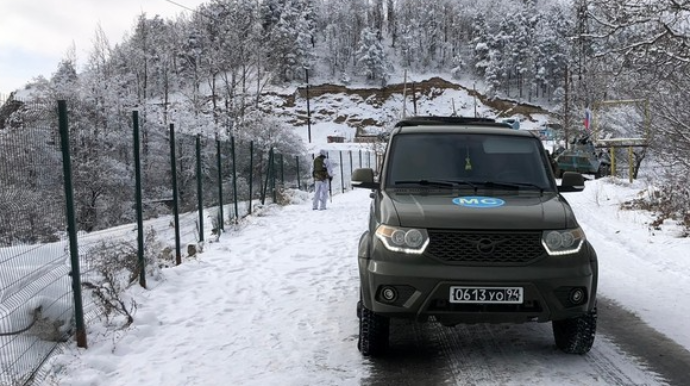 Sülhməramlıların avtomobilləri Xankəndi yolunda maneəsiz hərəkət ediblər - YENİLƏNİB    - FOTO - VİDEO