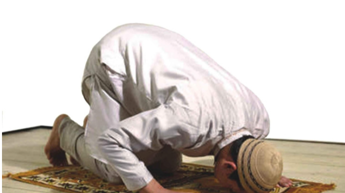 Yol polisi əməkdaşı NAMAZ QILANDA öldürüldü