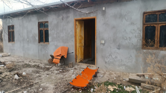 Tovuzda evdə 84 yaşlı kişinin yanmış meyiti tapılıb - FOTOLAR 