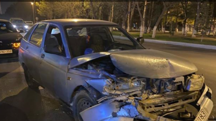Sumqayıtda "KİA" "VAZ" ilə toqquşdu  - FOTO