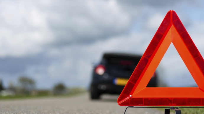 Şəmkirdə avtomobil qəzası baş verib