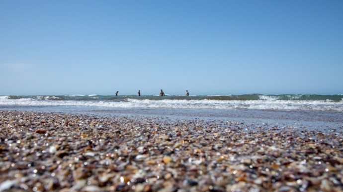 Dənizdə batmaq təhlükəsi ilə üzləşən 4 nəfər xilas edildi