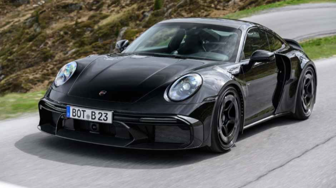 "Brabus" "Porsche 911" sportkarını 900 at qüvvəli "Rocket R" modelinə çevirib 