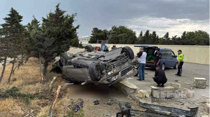 Sumqayıtda maşın aşdı - 12 yaşlı oğlan öldü