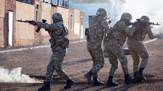 Zakir Həsənov komandoların təlimlərini izlədi, tapşırıqlar verdi - FOTO - VİDEO