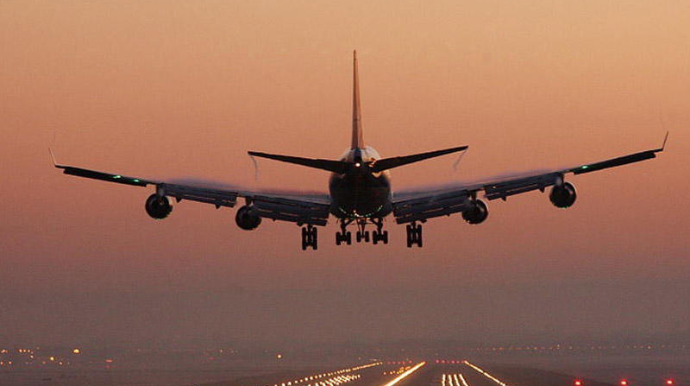 Bu aeroporta üç ildən sonra ilk dəfə sərnişin təyyarəsi endi 