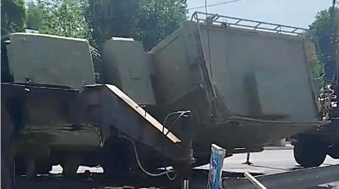 Bərdədə Müdafiə Nazirliyinə məxsus “KamAZ” aşdı - VİDEO