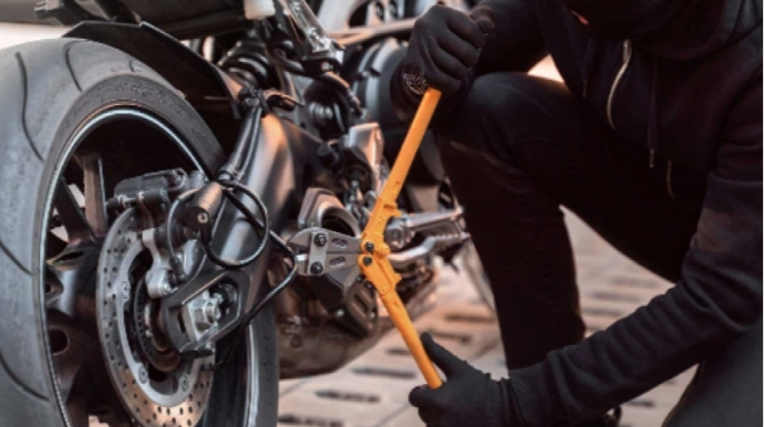 Bakıda avtomobil və motosiklet oğurlayan şəxslər saxlanılıblar 