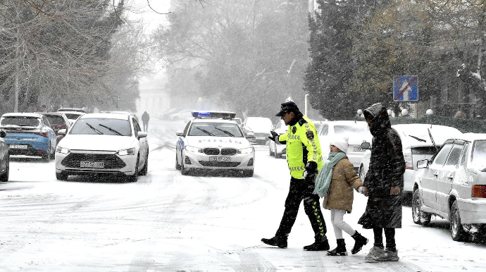 Polis gücləndirilmiş rejimdə ÇALIŞIR: Yaranan problemlər dərhal aradan qaldırılır - FOTO - VİDEO 