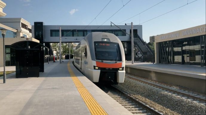 Abşeron dairəvi dəmiryol xətti üzrə əlavə səkkiz reys təyin olunur - FOTO 