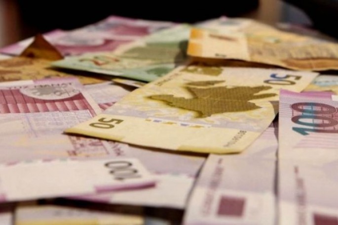 Bakıda administrator oteldən 2 min manat oğurladı - VİDEO