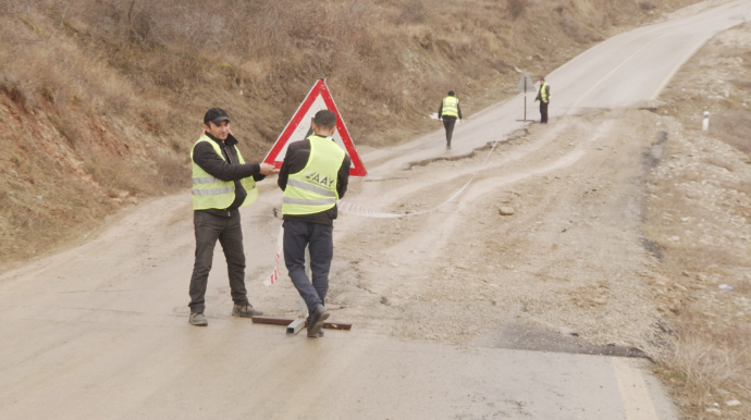 Sabah Şamaxının çökmə baş verən yolunda təmir işlərinə başlanılacaq - FOTO