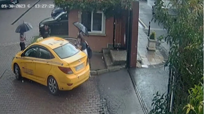 Taksi sürücüsündən 13 yaşlı uşağa cinsi zorakılıq : O, qapının qarşısında..   - FOTO
