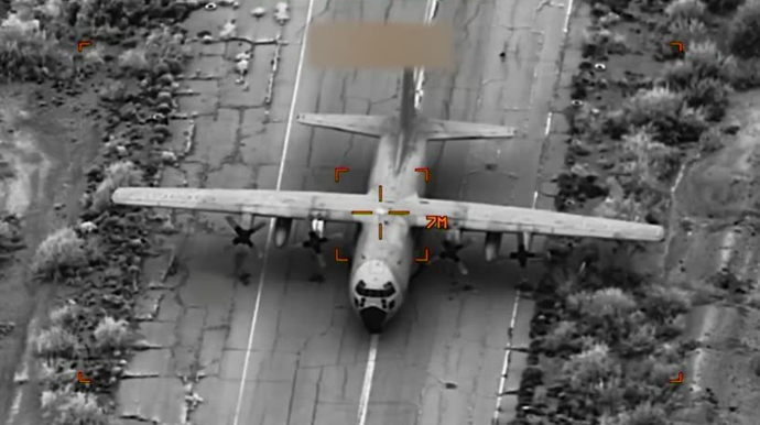 ABŞ İranın 3 təyyarəsini vurdu - VİDEO