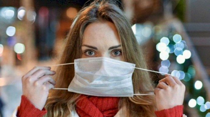 Çexiyada ictimai nəqliyyatda tibbi maska ​​taxmaq ləğv edilir 