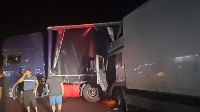 Goranboyda iki yük avtomobili toqquşdu - VİDEO