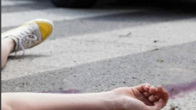 Bakıda intihara cəhd edən qızı avtomobil vurub 