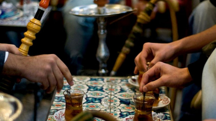 Müştərilərə qəlyan xidməti göstərən “playstation”  aşkarlanıb