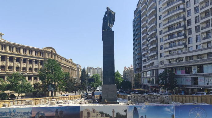 BŞİH “Azad qadın” heykəlinin sökülməsinə dair xəbərlərə münasibət bildirib 