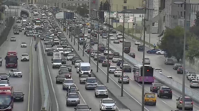 Bu küçə və prospektlərdə tıxac var - SİYAHI - FOTO