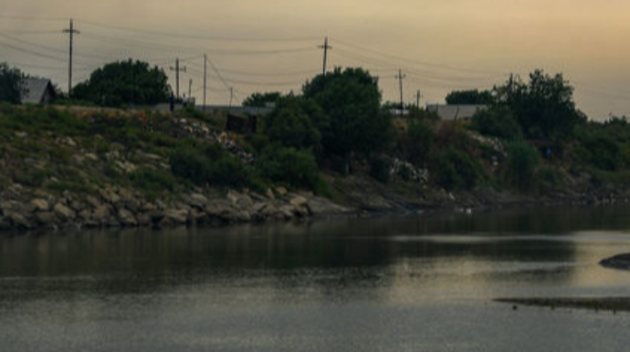 “Niva” Samur-Abşeron kanalına düşdü: Sürücüsü axtarılır 