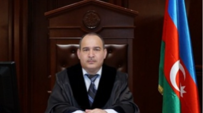 Məhkəmə sədri işdən çıxarılıb hakim təyin edildi