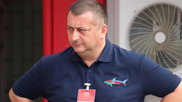 Zaur Axundov ev dustaqlığında qaldı 