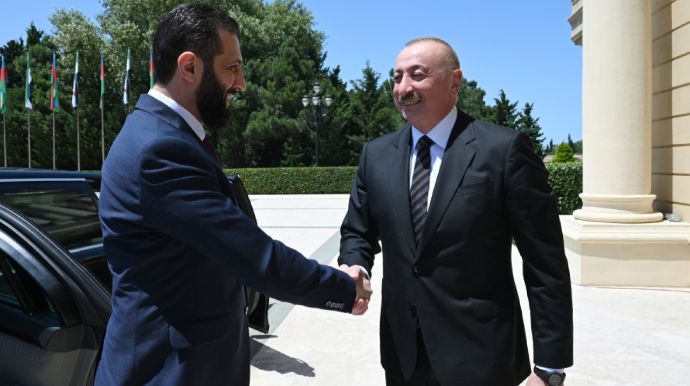 İlham Əliyev Əhməd Əl Şaraa ilə görüşdü - FOTO