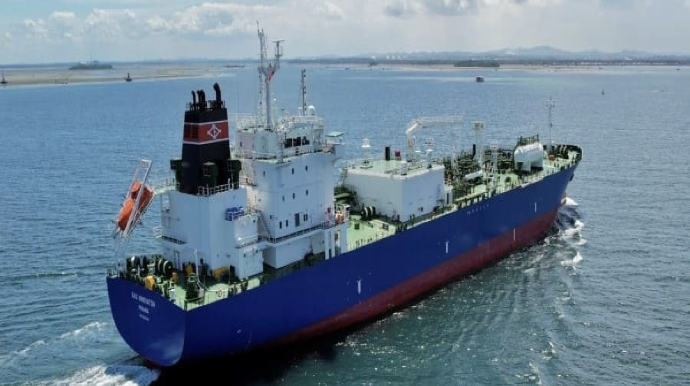 Aİ Rusiya qazını daşıyan üç tankerə qarşı sanksiyaları ləğv edib 